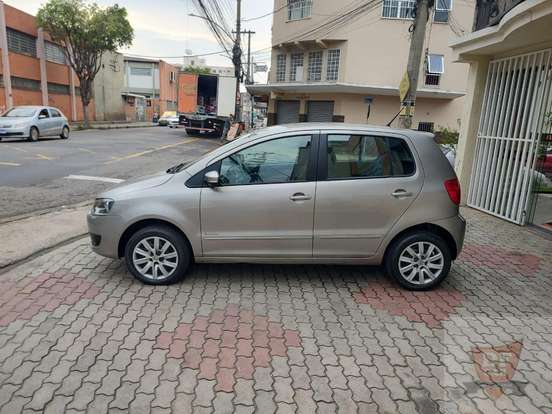 VOLKSWAGEN-FOX-1.0 MI 8V FLEX 4P MANUAL VOLKSWAGEN-FOX-2013