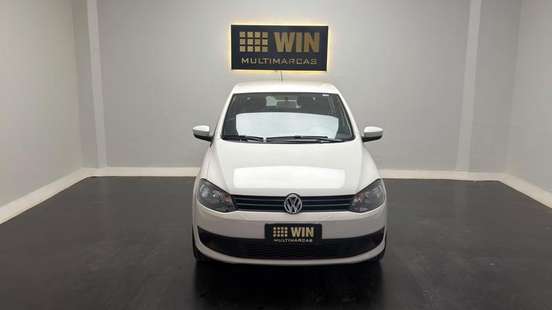 VOLKSWAGEN-FOX-1.0 MI 8V FLEX 4P MANUAL VOLKSWAGEN-FOX-2014