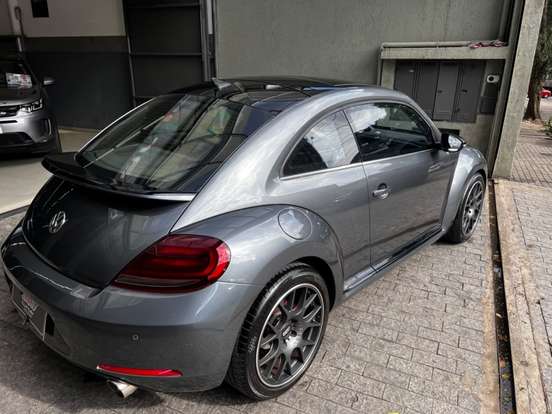 VOLKSWAGEN-FUSCA-2013