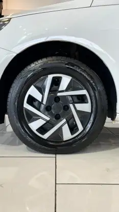 VOLKSWAGEN-GOL-2020