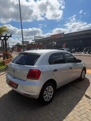 VOLKSWAGEN-GOL-2016