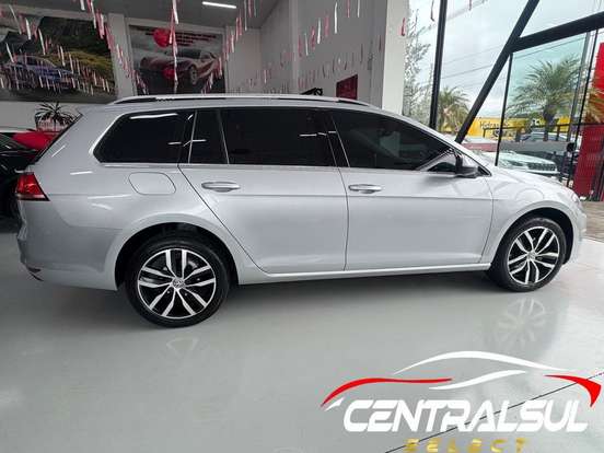 VOLKSWAGEN-GOLF-2016