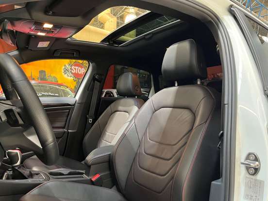 VOLKSWAGEN-JETTA-2.0 350 TSI GASOLINA GLI DSG VOLKSWAGEN-JETTA-2024