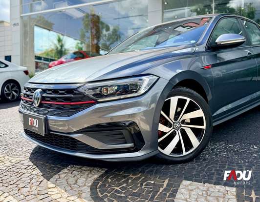VOLKSWAGEN-JETTA-2019