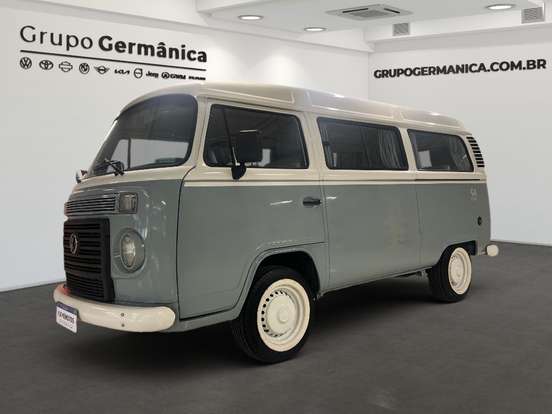 VOLKSWAGEN-KOMBI-2013