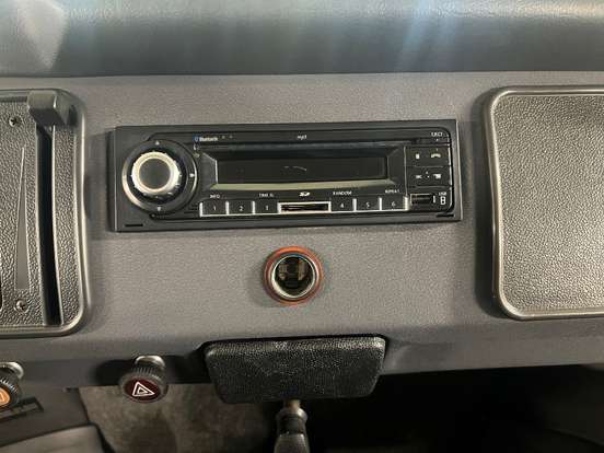 VOLKSWAGEN-KOMBI-1.4 LAST EDITION 8V FLEX 4P MANUAL VOLKSWAGEN-KOMBI-2013