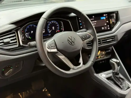 VOLKSWAGEN-NIVUS-1.0 200 TSI TOTAL FLEX HIGHLINE AUTOMÁTICO VOLKSWAGEN-NIVUS-2024