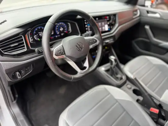 VOLKSWAGEN-NIVUS-1.0 200 TSI TOTAL FLEX HIGHLINE AUTOMÁTICO VOLKSWAGEN-NIVUS-2023