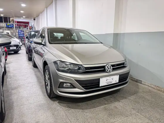 VOLKSWAGEN POLO 1.0 200 TSI COMFORTLINE AUTOMÁTICO