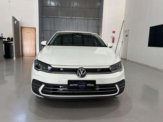 VOLKSWAGEN-POLO-2024