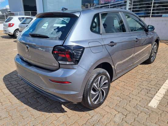 VOLKSWAGEN-POLO-2026