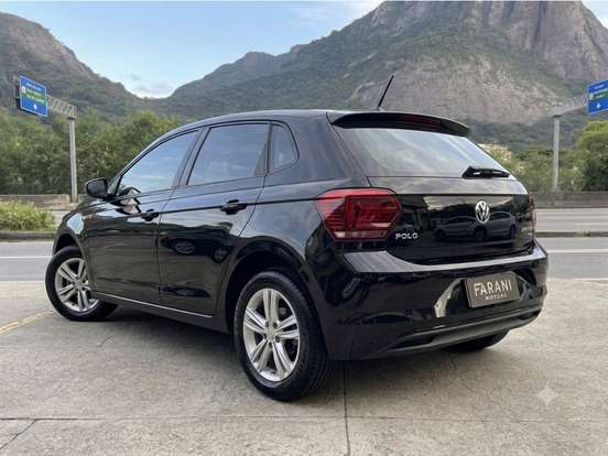 VOLKSWAGEN-POLO-2021