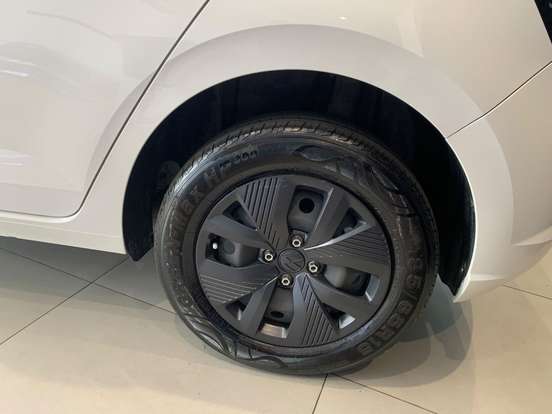 VOLKSWAGEN-POLO-2024