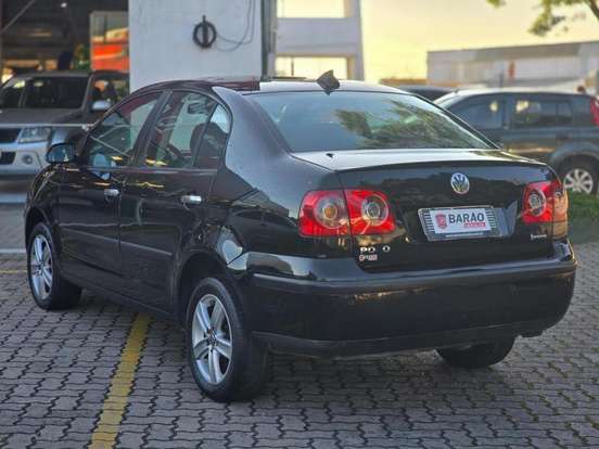 VOLKSWAGEN-POLO SEDAN-1.6 MI 8V FLEX 4P AUTOMATIZADO VOLKSWAGEN-POLO SEDAN-2010