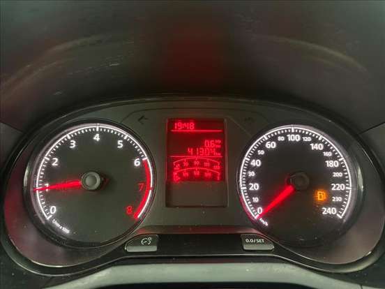 VOLKSWAGEN-SAVEIRO-2024