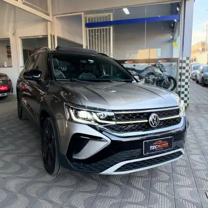 VOLKSWAGEN-TAOS-2021