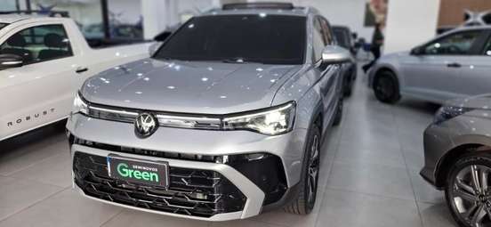 VOLKSWAGEN-TAOS-2025