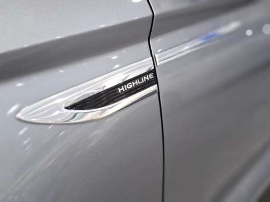 VOLKSWAGEN-TAOS-1.4 250 TSI TOTAL FLEX HIGHLINE AUTOMÁTICO VOLKSWAGEN-TAOS-2025