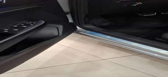 VOLKSWAGEN-TAOS-2025