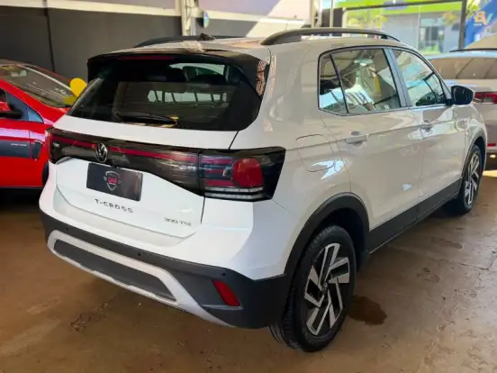 VOLKSWAGEN-T-CROSS-1.0 200 TSI TOTAL FLEX COMFORTLINE AUTOMÁTICO VOLKSWAGEN-T-CROSS-2024