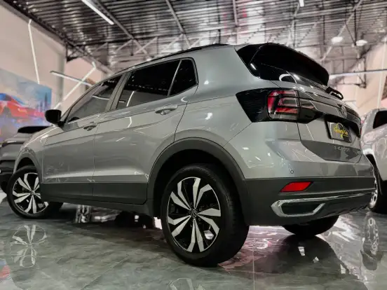 VOLKSWAGEN-T-CROSS-2024