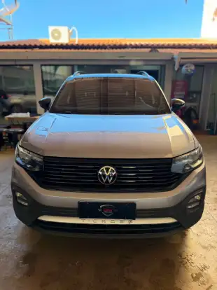VOLKSWAGEN-T-CROSS-2023