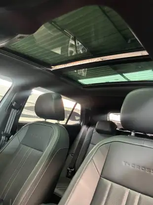 VOLKSWAGEN-T-CROSS-2025