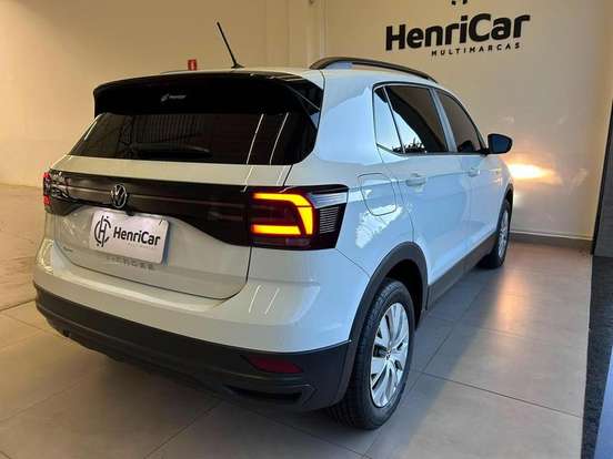 VOLKSWAGEN-T-CROSS-2021