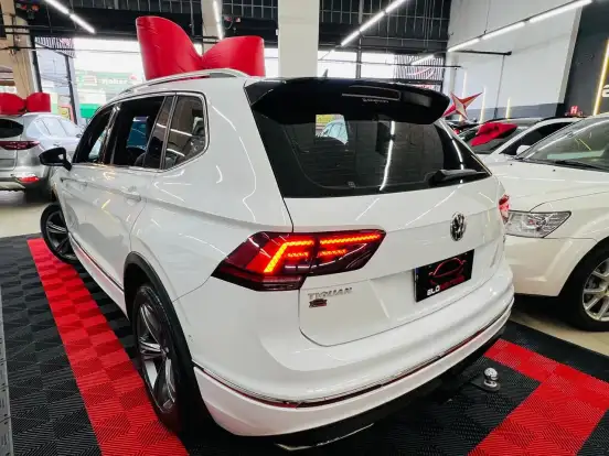 VOLKSWAGEN-TIGUAN-2021