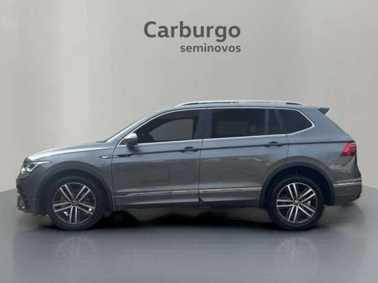 VOLKSWAGEN-TIGUAN-2.0 300 TSI GASOLINA ALLSPACE R-LINE AUTOMÁTICO VOLKSWAGEN-TIGUAN-2024