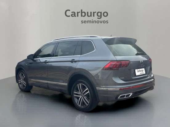VOLKSWAGEN-TIGUAN-2024