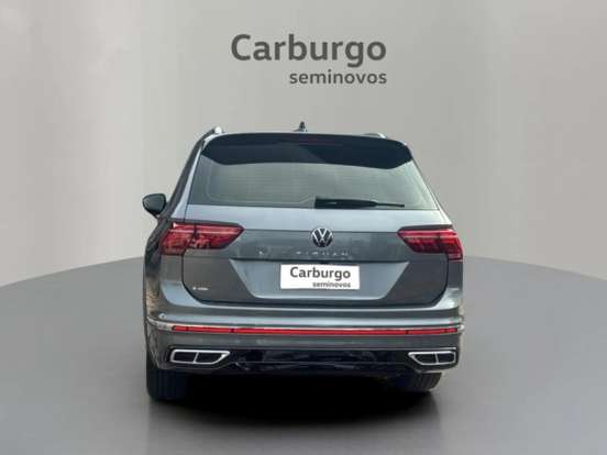 VOLKSWAGEN-TIGUAN-2.0 300 TSI GASOLINA ALLSPACE R-LINE AUTOMÁTICO VOLKSWAGEN-TIGUAN-2024