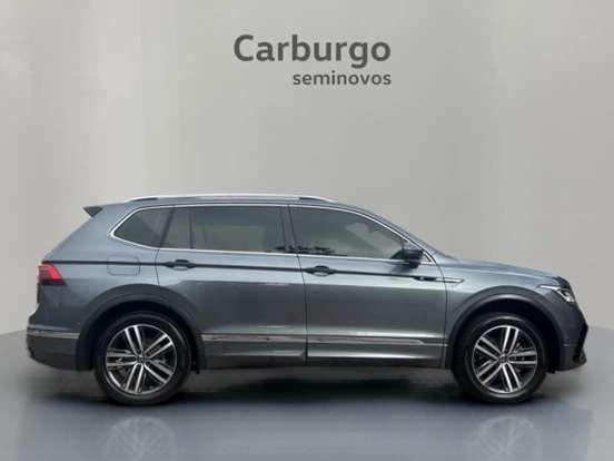 VOLKSWAGEN-TIGUAN-2.0 300 TSI GASOLINA ALLSPACE R-LINE AUTOMÁTICO VOLKSWAGEN-TIGUAN-2024