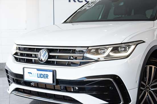 VOLKSWAGEN-TIGUAN-2024