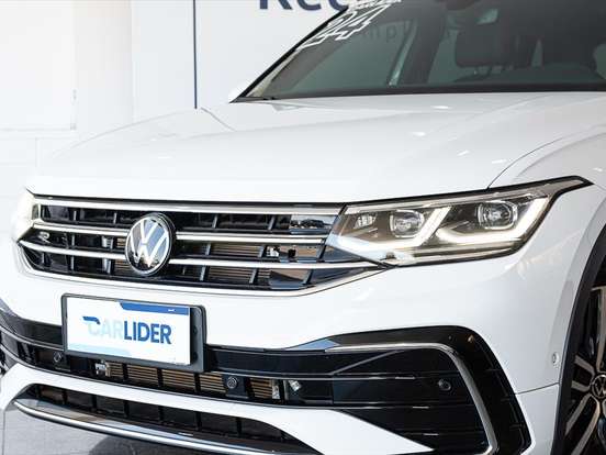 VOLKSWAGEN-TIGUAN-2.0 300 TSI GASOLINA ALLSPACE R-LINE AUTOMÁTICO VOLKSWAGEN-TIGUAN-2024