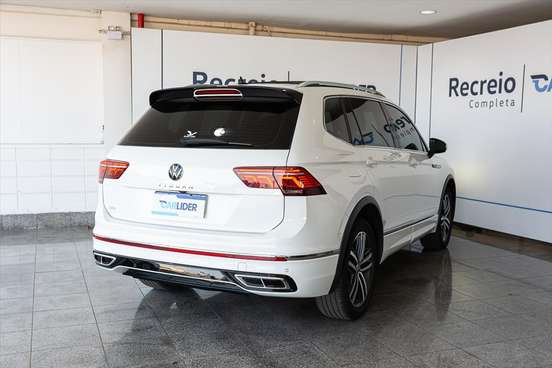 VOLKSWAGEN-TIGUAN-2024
