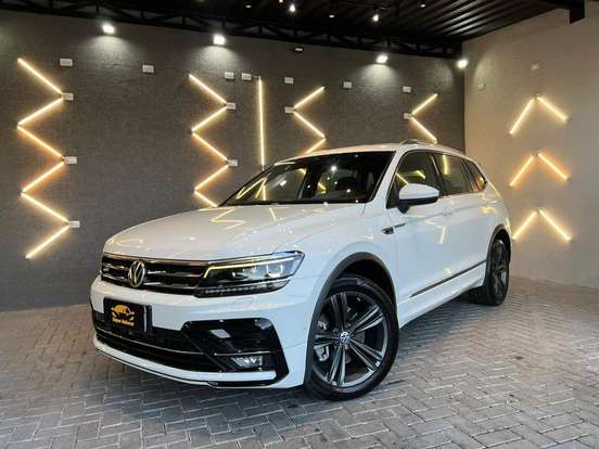 VOLKSWAGEN-TIGUAN-2020
