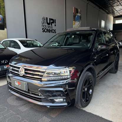 VOLKSWAGEN-TIGUAN-2021