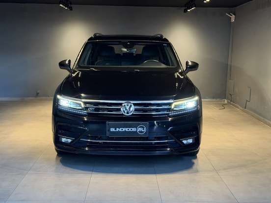 VOLKSWAGEN-TIGUAN-2019
