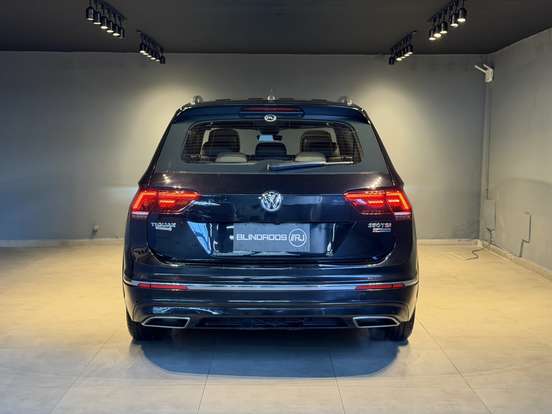 VOLKSWAGEN-TIGUAN-2019