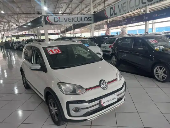 VOLKSWAGEN-UP-1.0 TSI MOVE UP 12V FLEX 4P MANUAL VOLKSWAGEN-UP-2018