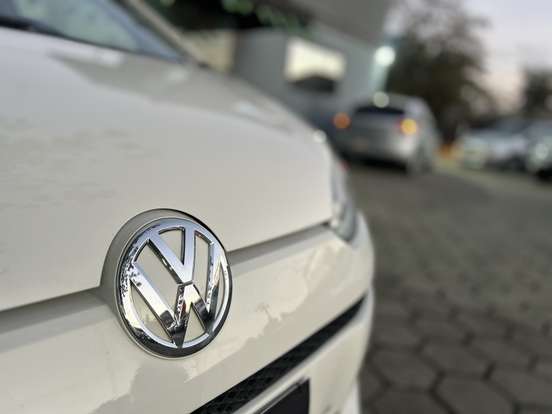 VOLKSWAGEN-UP-1.0 MPI TAKE UP 12V FLEX 2P MANUAL VOLKSWAGEN-UP-2016
