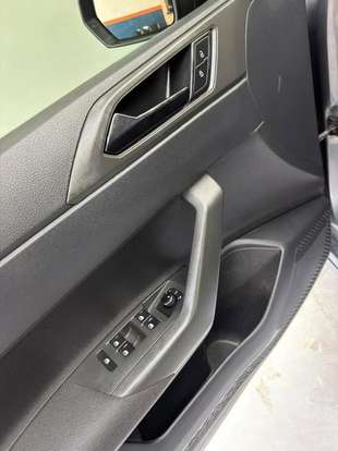 VOLKSWAGEN-VIRTUS-2021
