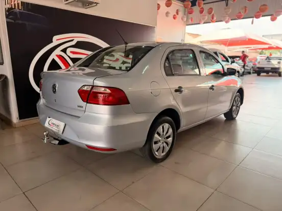 VOLKSWAGEN-VOYAGE-2015