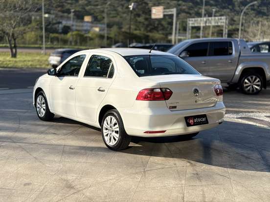 VOLKSWAGEN-VOYAGE-1.0 12V MPI TOTALFLEX 4P MANUAL VOLKSWAGEN-VOYAGE-2022