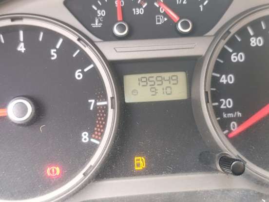 VOLKSWAGEN-VOYAGE-1.0 MI 8V FLEX 4P MANUAL VOLKSWAGEN-VOYAGE-2009
