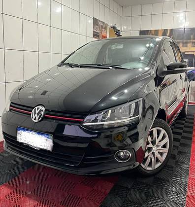 VOLKSWAGEN FOX 1.0 MPI TRENDLINE 12V FLEX 4P MANUAL