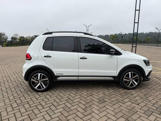 VOLKSWAGEN FOX 1.6 MSI TOTAL FLEX XTREME 4P MANUAL