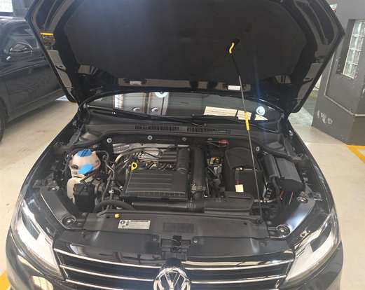 VOLKSWAGEN-JETTA-2016