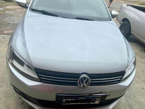VOLKSWAGEN-JETTA-2.0 COMFORTLINE FLEX 4P TIPTRONIC VOLKSWAGEN-JETTA-2012